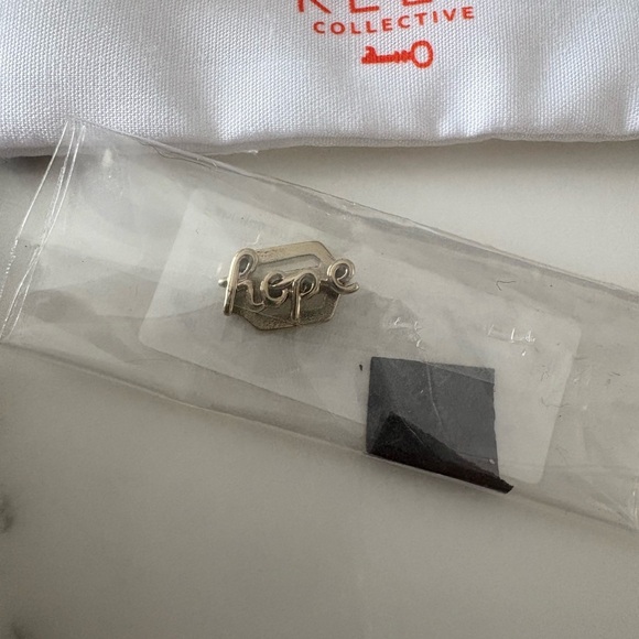 NWT Keep Collective “Hope” Gold Charm - Picture 3 of 3